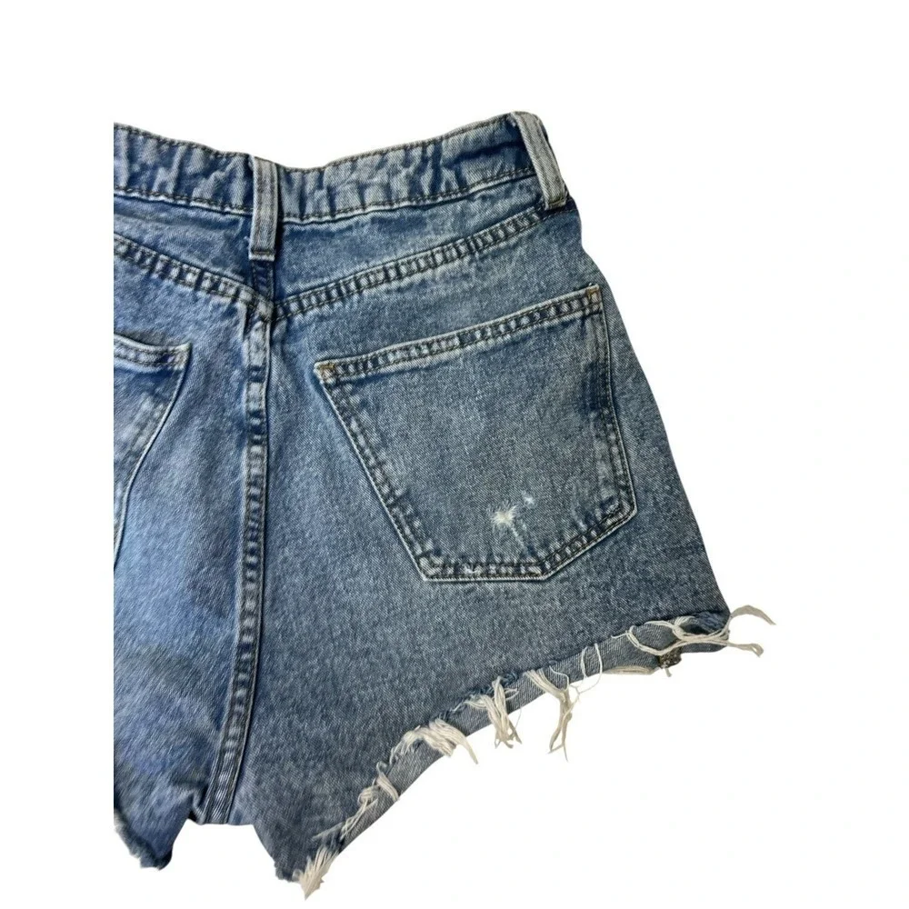Wild Fable Highest Rise Cuttoff Jean Shorts Cheeky Denim Distressed Size 8 Beach
